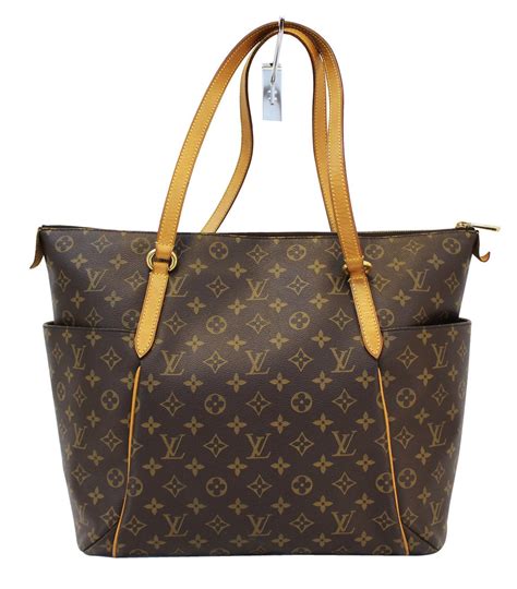 Louis Vuitton Handbags & Accessories 